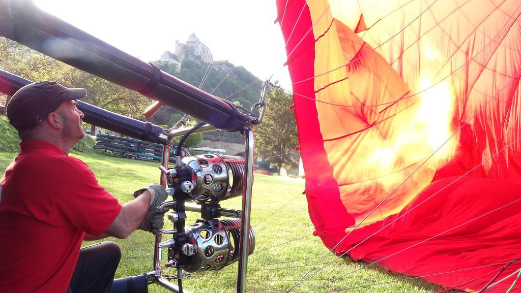Au Pied Du Chateau - 5 A 11 Personnes - Baignade-Canoe-Piste Cyclable A 100 M カステルノー・ラ・シャペル エクステリア 写真
