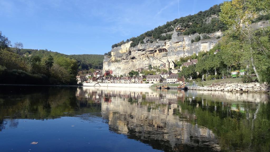 Au Pied Du Chateau - 5 A 11 Personnes - Baignade-Canoe-Piste Cyclable A 100 M カステルノー・ラ・シャペル エクステリア 写真