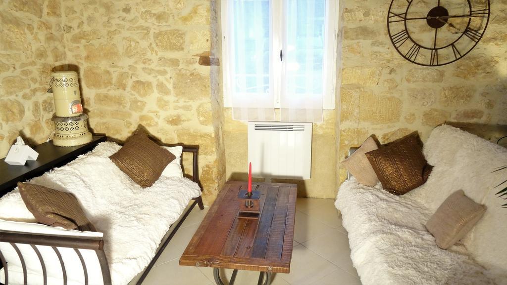 Au Pied Du Chateau - 5 A 11 Personnes - Baignade-Canoe-Piste Cyclable A 100 M カステルノー・ラ・シャペル エクステリア 写真