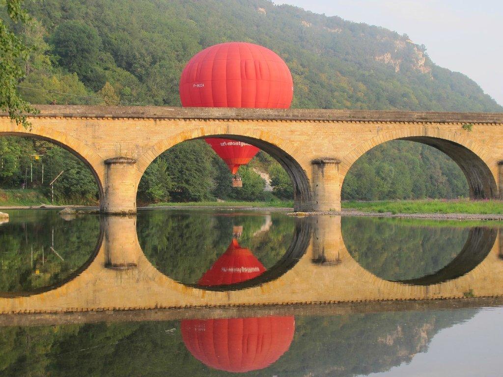 Au Pied Du Chateau - 5 A 11 Personnes - Baignade-Canoe-Piste Cyclable A 100 M カステルノー・ラ・シャペル エクステリア 写真